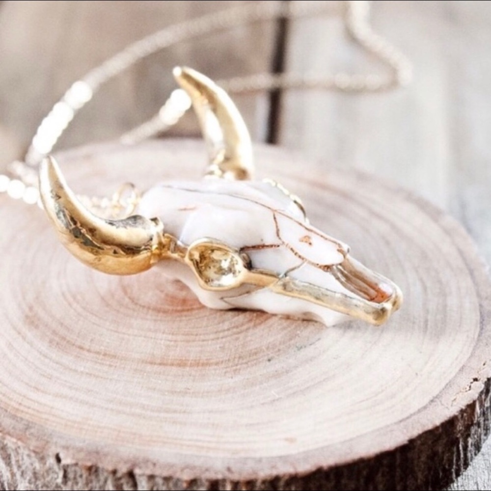 18K gold-played Desert cattle necklace